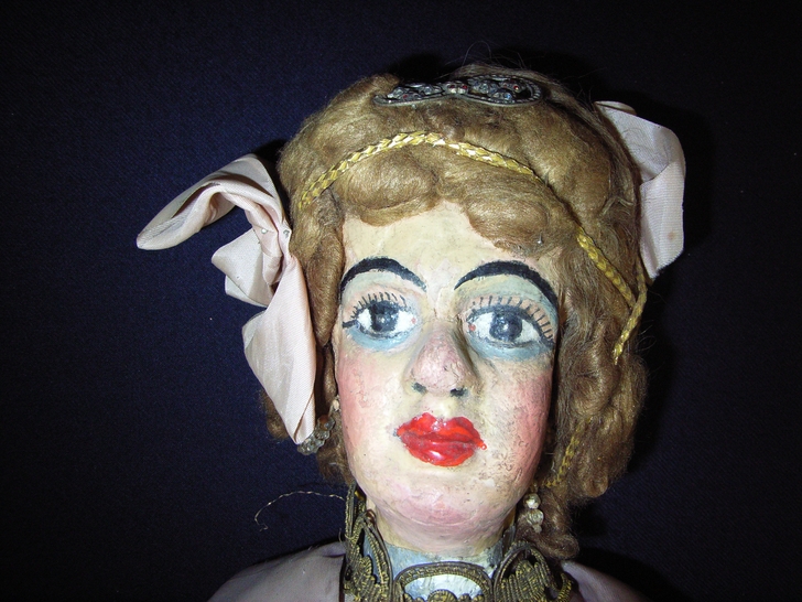 Testa prima del restauro